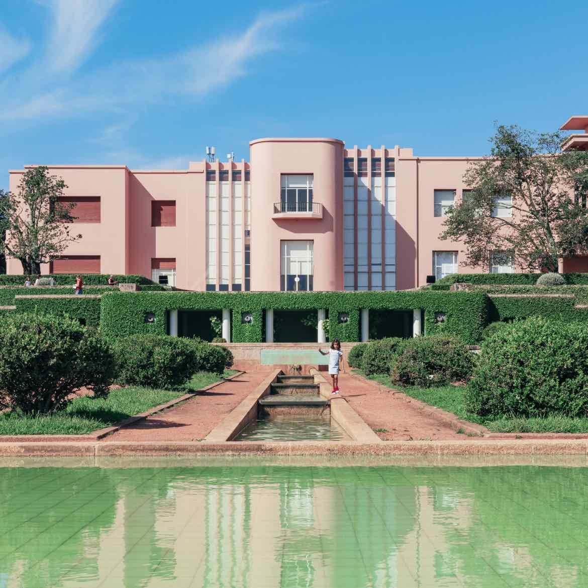 Serralves - Debes ir.
