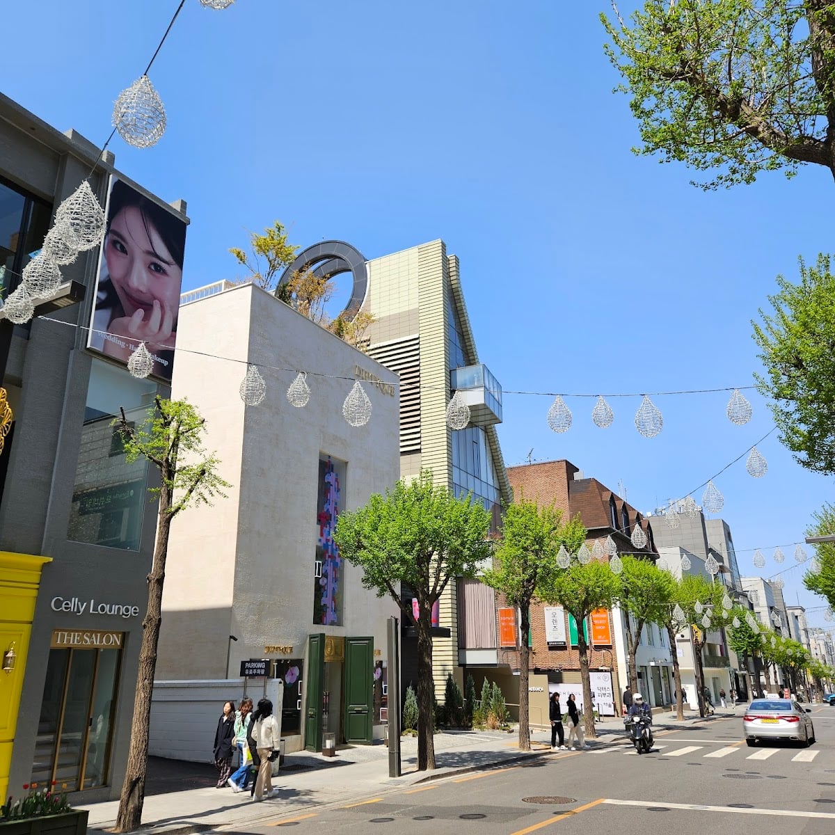 Garosu-gil Street