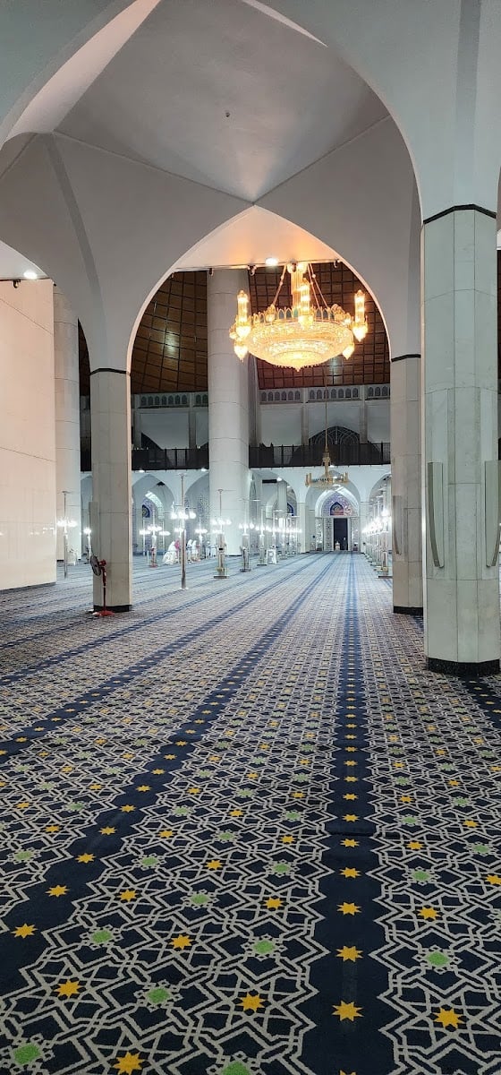 Masjid Sultan Salahuddin Abdul Aziz Shah