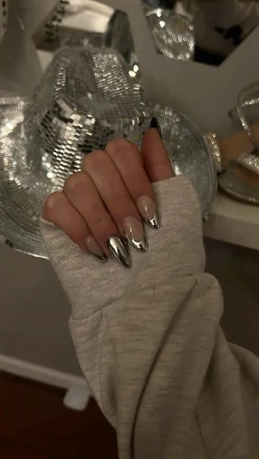 Silver - Aesthetic