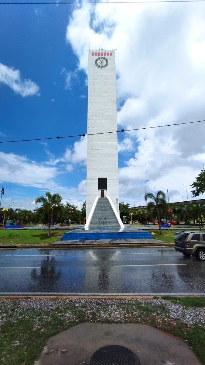 Obelisco De Barquisimeto - las fotos en el obelisco nunca fallan