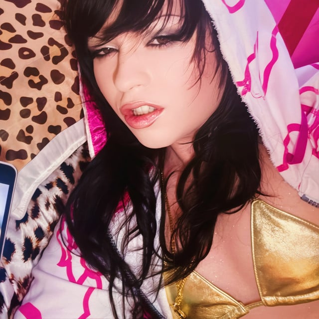 precum - Album · Ayesha Erotica