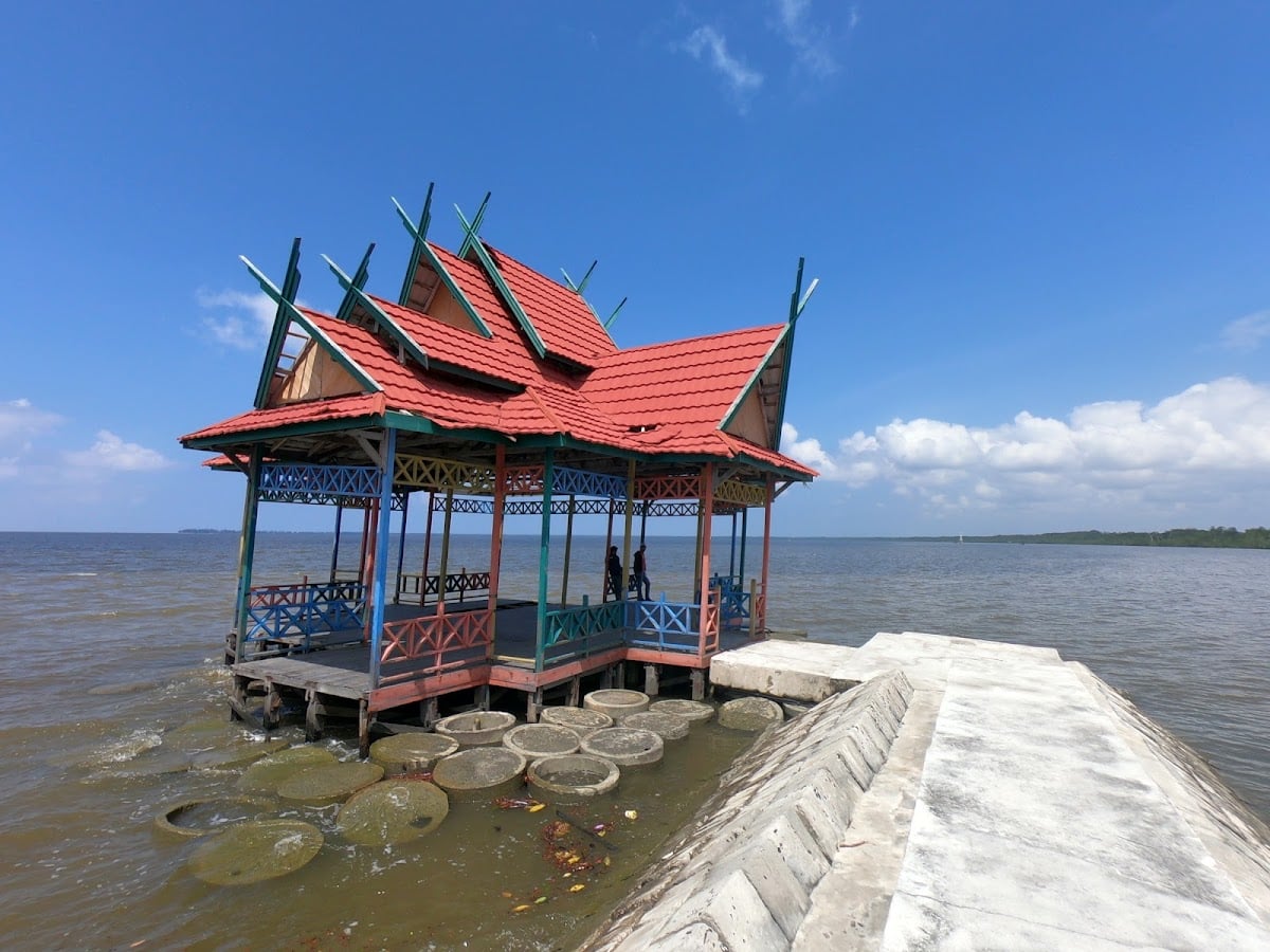 Kubu Beach