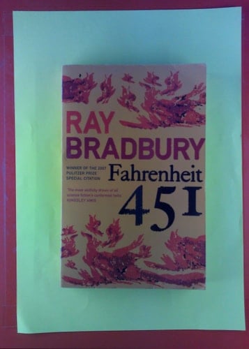Fahrenheit 451, Ray Bradbury - Ray Bradbury