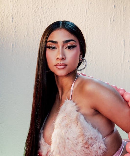 Paloma Mami - Artist