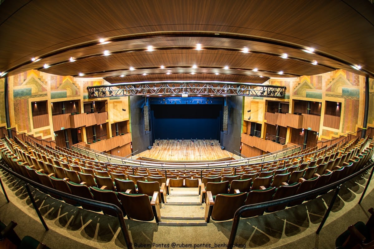 Cine Theatro Brazil Vallourec - dar uma olhada na programação!