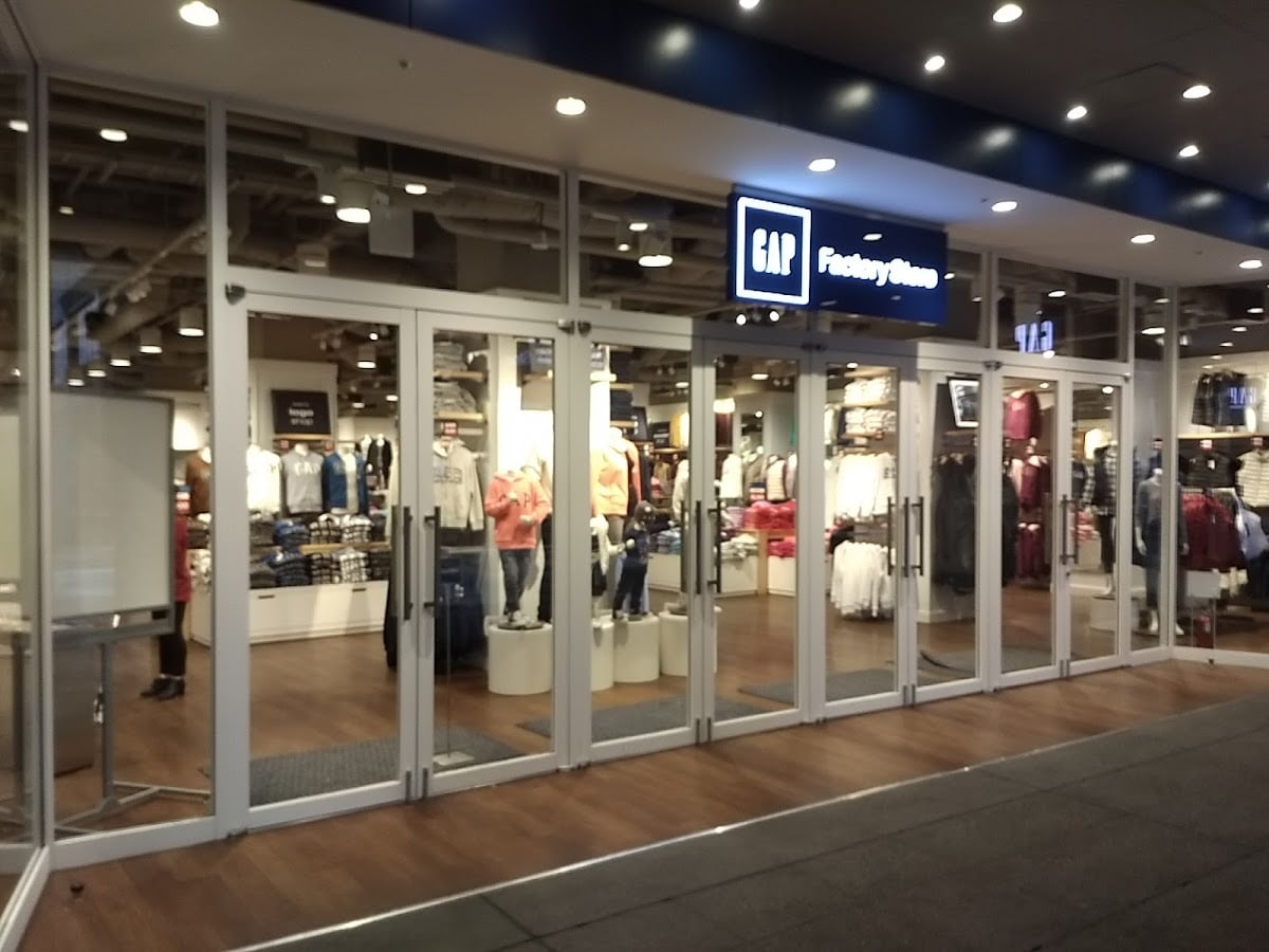 GAP Factory Store - Osaka