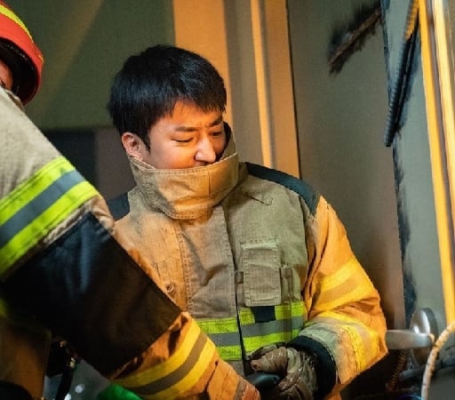 The First Responders - Min Ji-eun · 2022