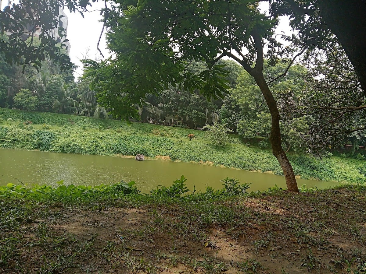 Gulshan Society Lake Park - Test