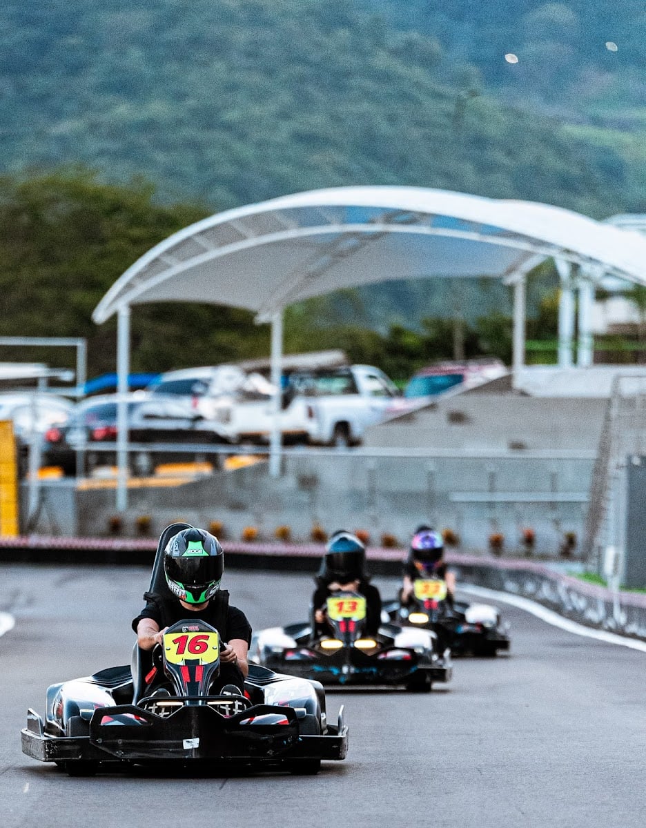 Z1 Park | Karting, Zona Crazy y Gaming en Caracas