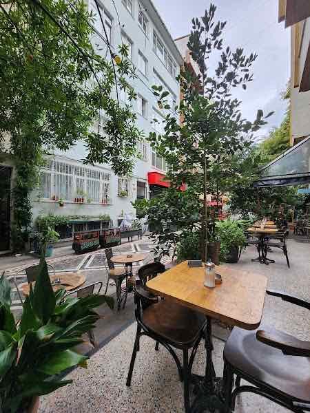 Küff Cafe - Kadikoy
