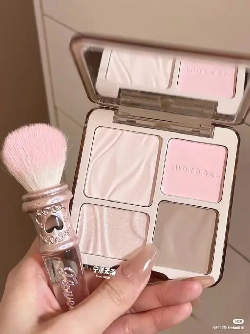 contour palette judydoll