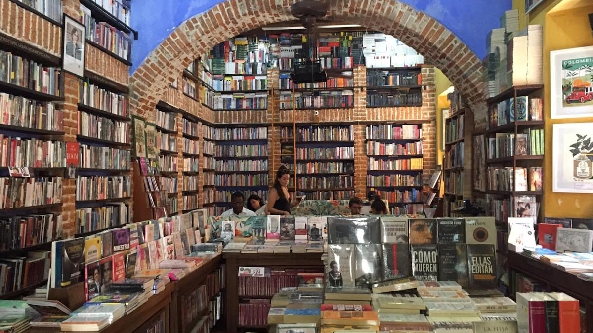 Ábaco Libros y Café
