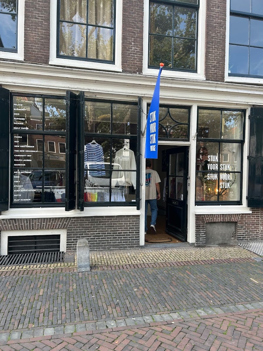 Stuk voor stuk High end vintage + streetwear