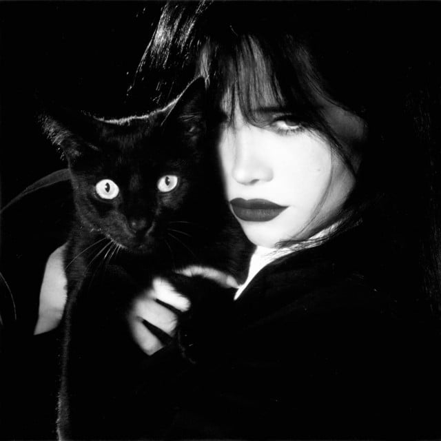 Jesus loves a primadonna - Album · Nessa Barrett