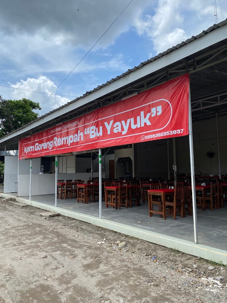Ayam Goreng Rempah Bu Yayuk