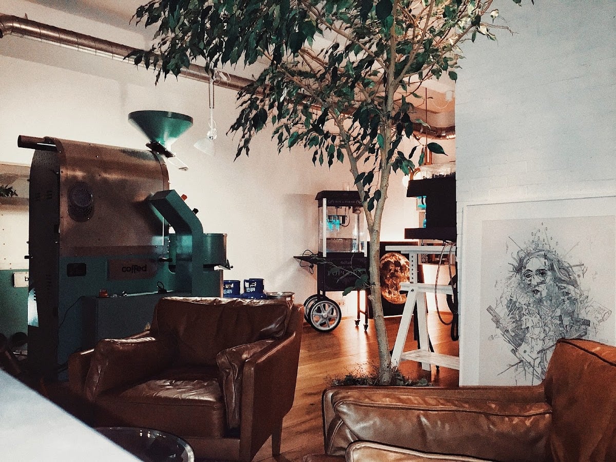Backstage Roastery Café
