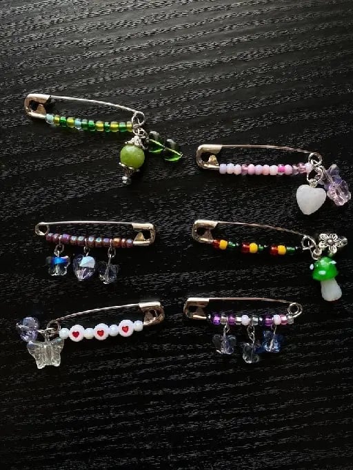 Customized pins