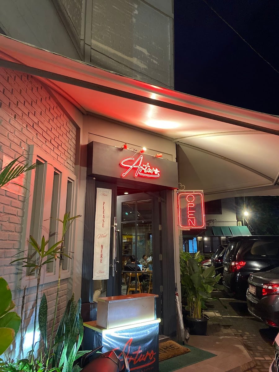 Arturo Cafe
