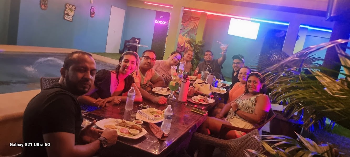 Coco's Pub Bar Restaurante