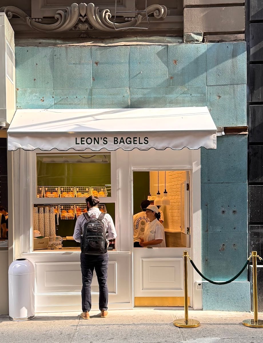 Leon's Bagels - Bagels