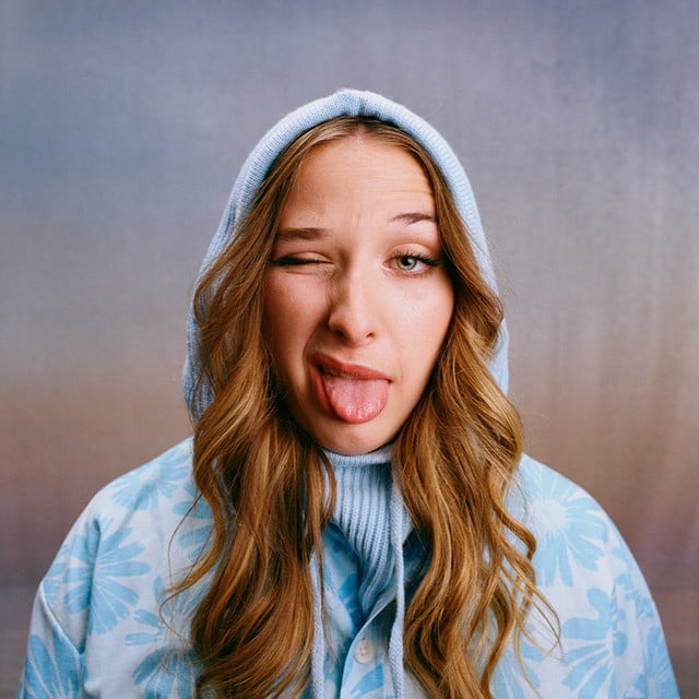 Helena - Artist