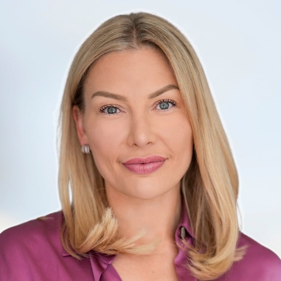 Anna Bey