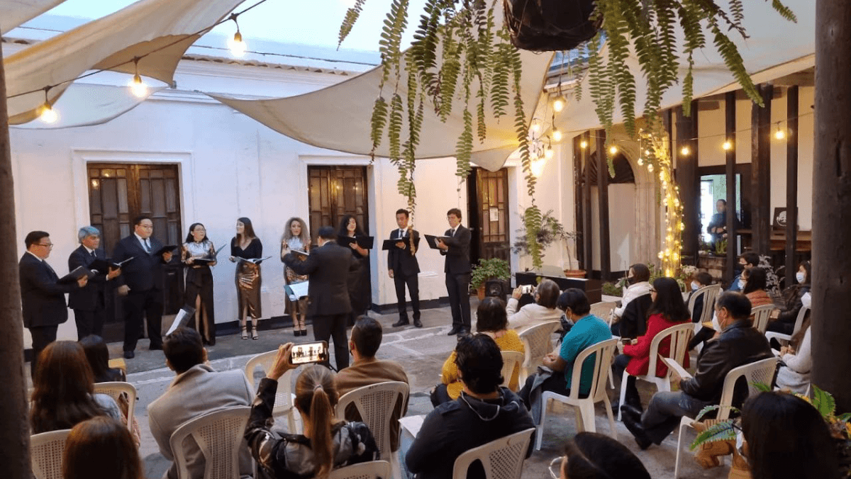 Centro Cultural Mosaico Guatemala - 9-19-21 horas