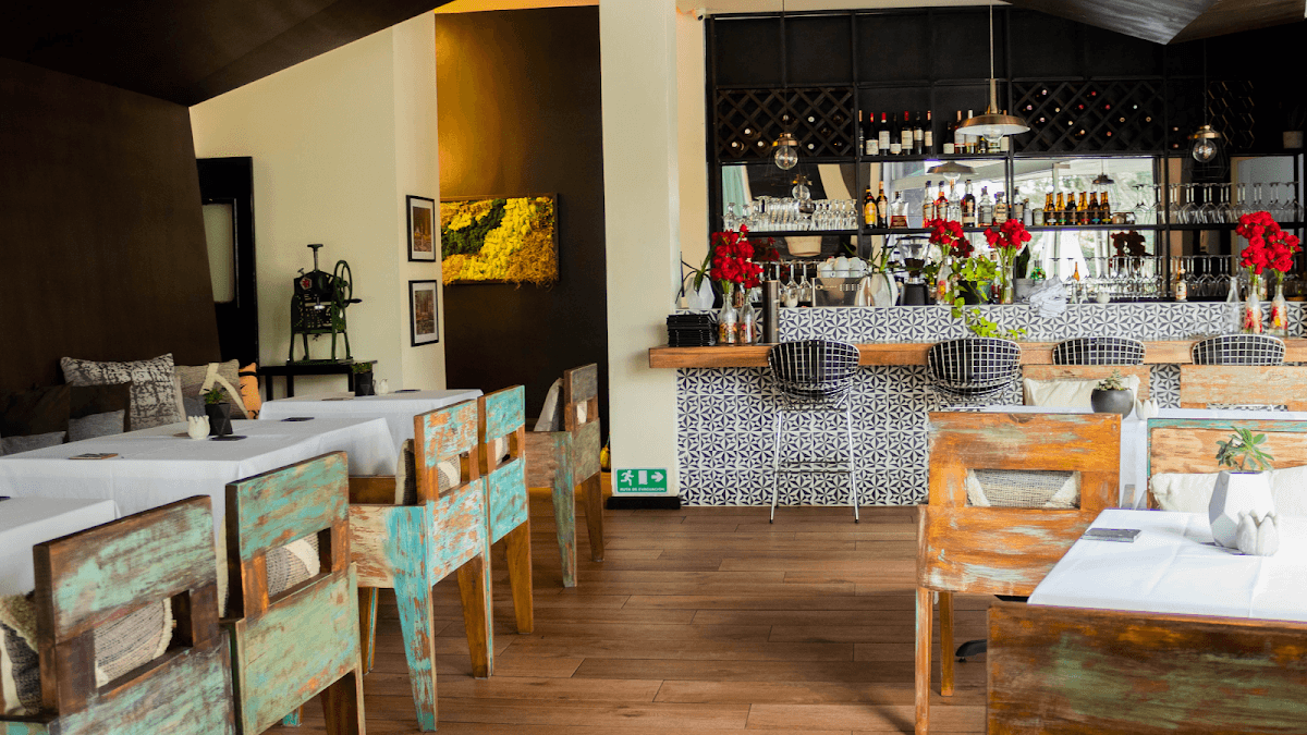 La Maison Restaurant