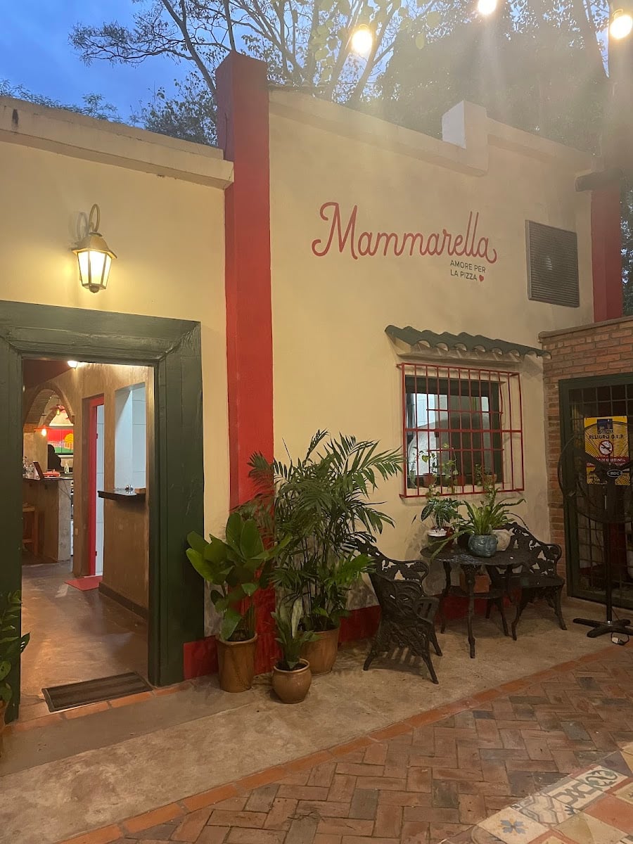 Mammarella Pizza