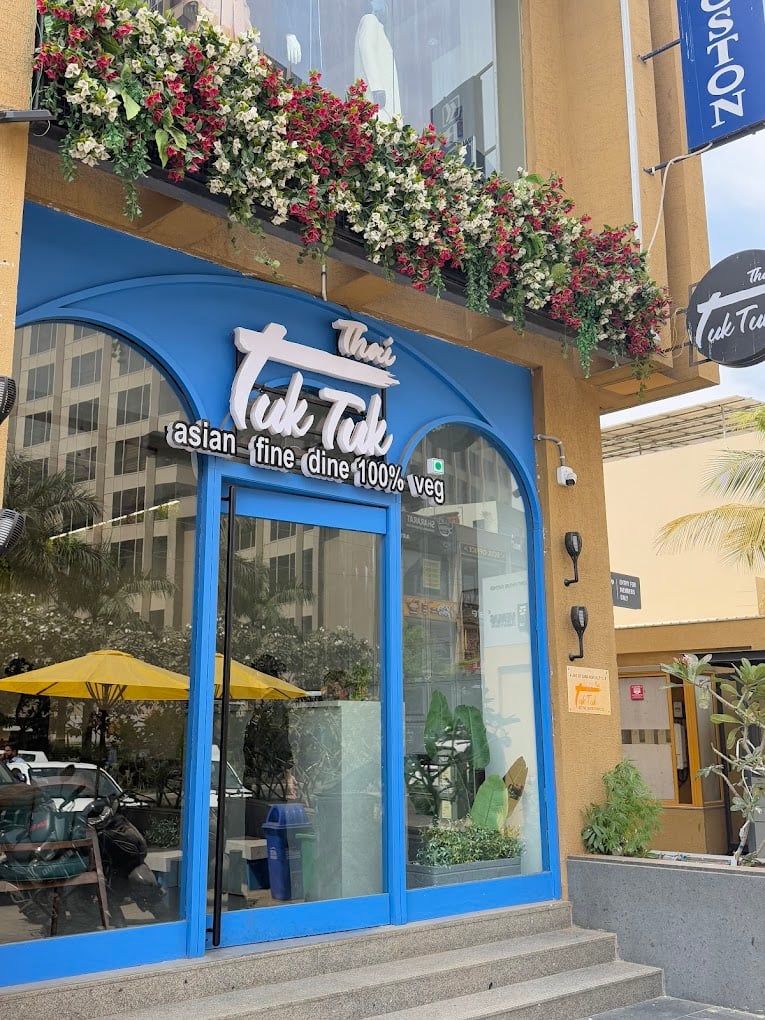 Tuk Tuk Thai – Pure Veg Pan Asian Fine Dine Restaurant Bodakdev Ahmedabad. Best Pad Thai & Bao, Thai Food & Sushi Ahmedabad