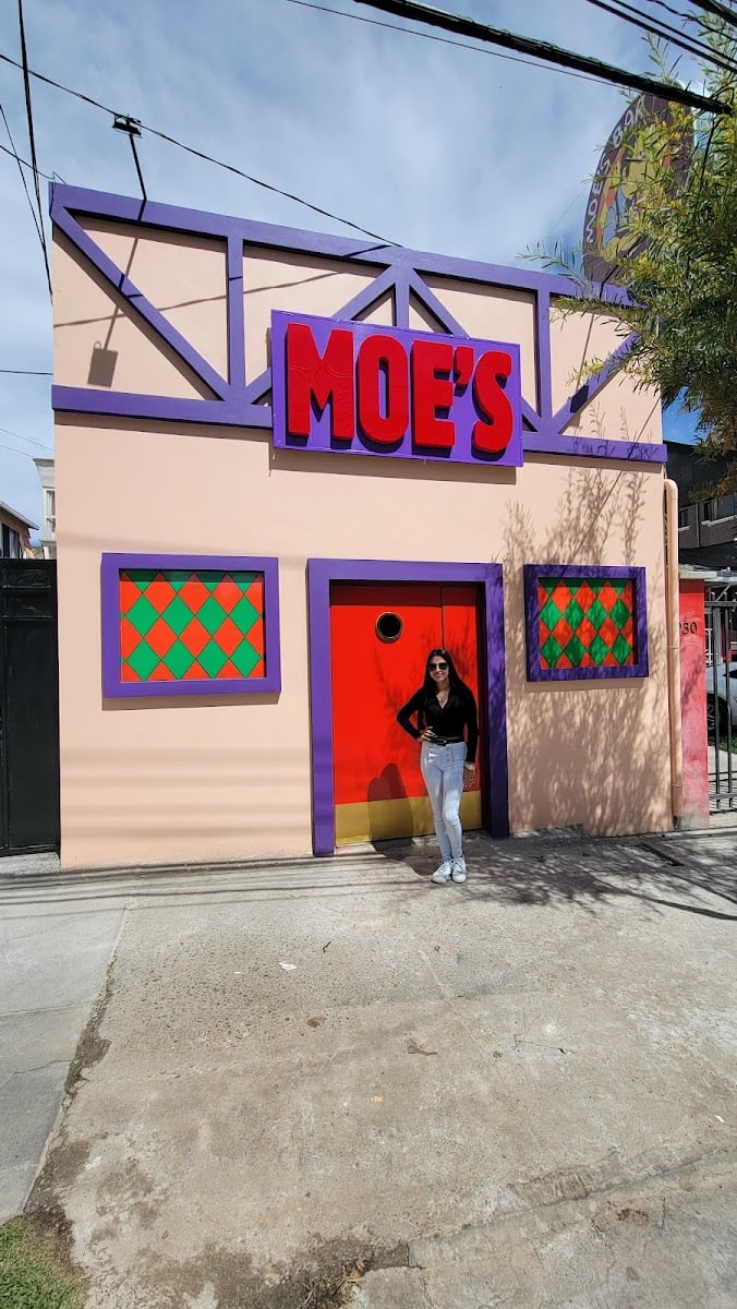 moe's bar