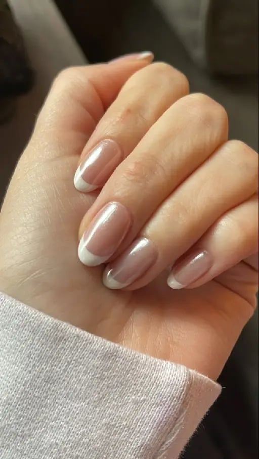 Uñas francesas, almendradas y cortas