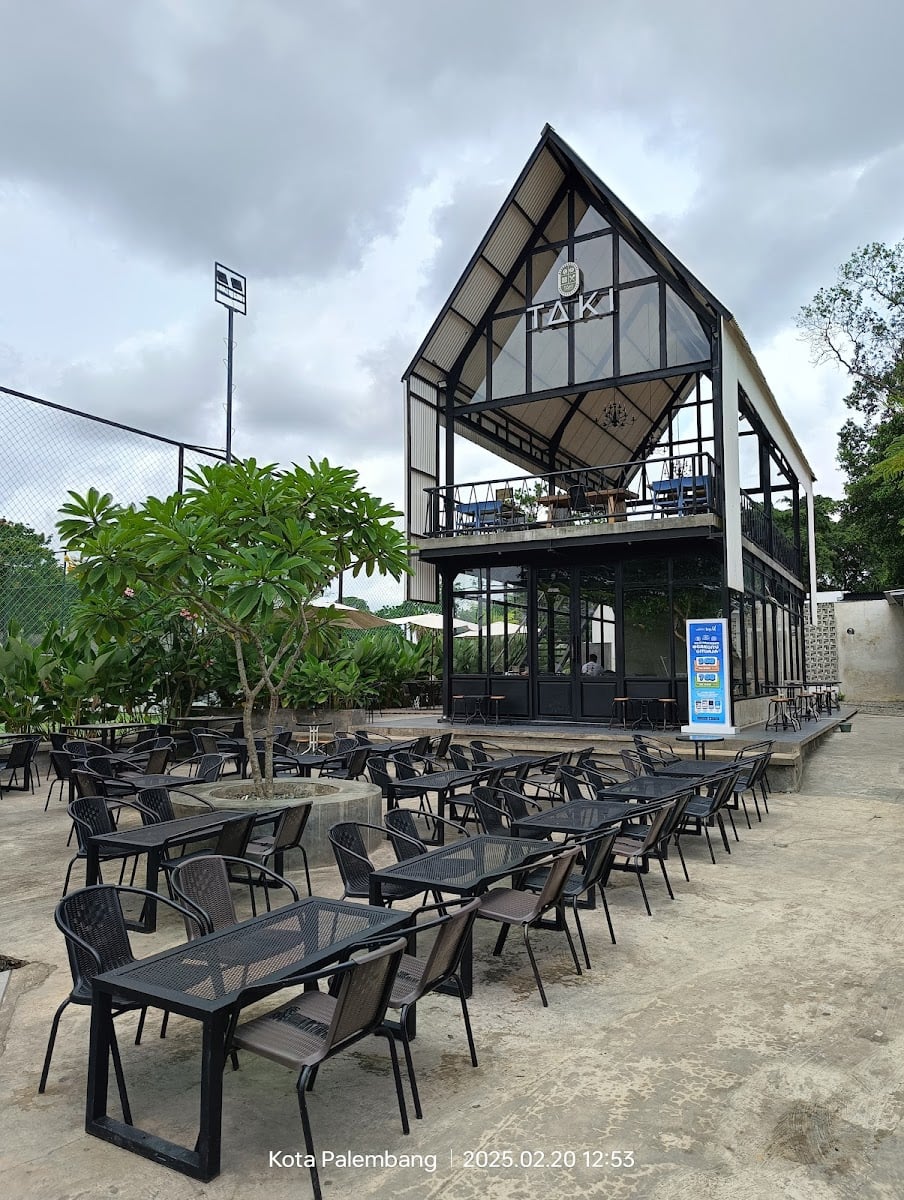 Taki Coffee & Eatery