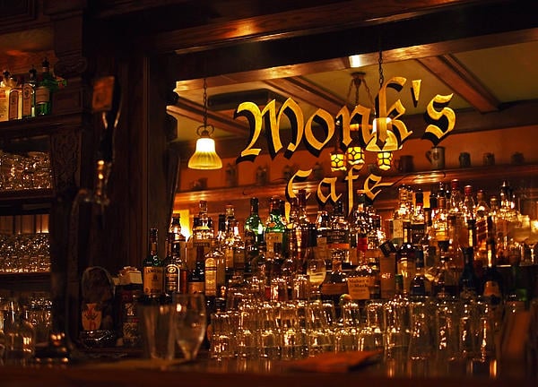 Monk's Cafe - Bar