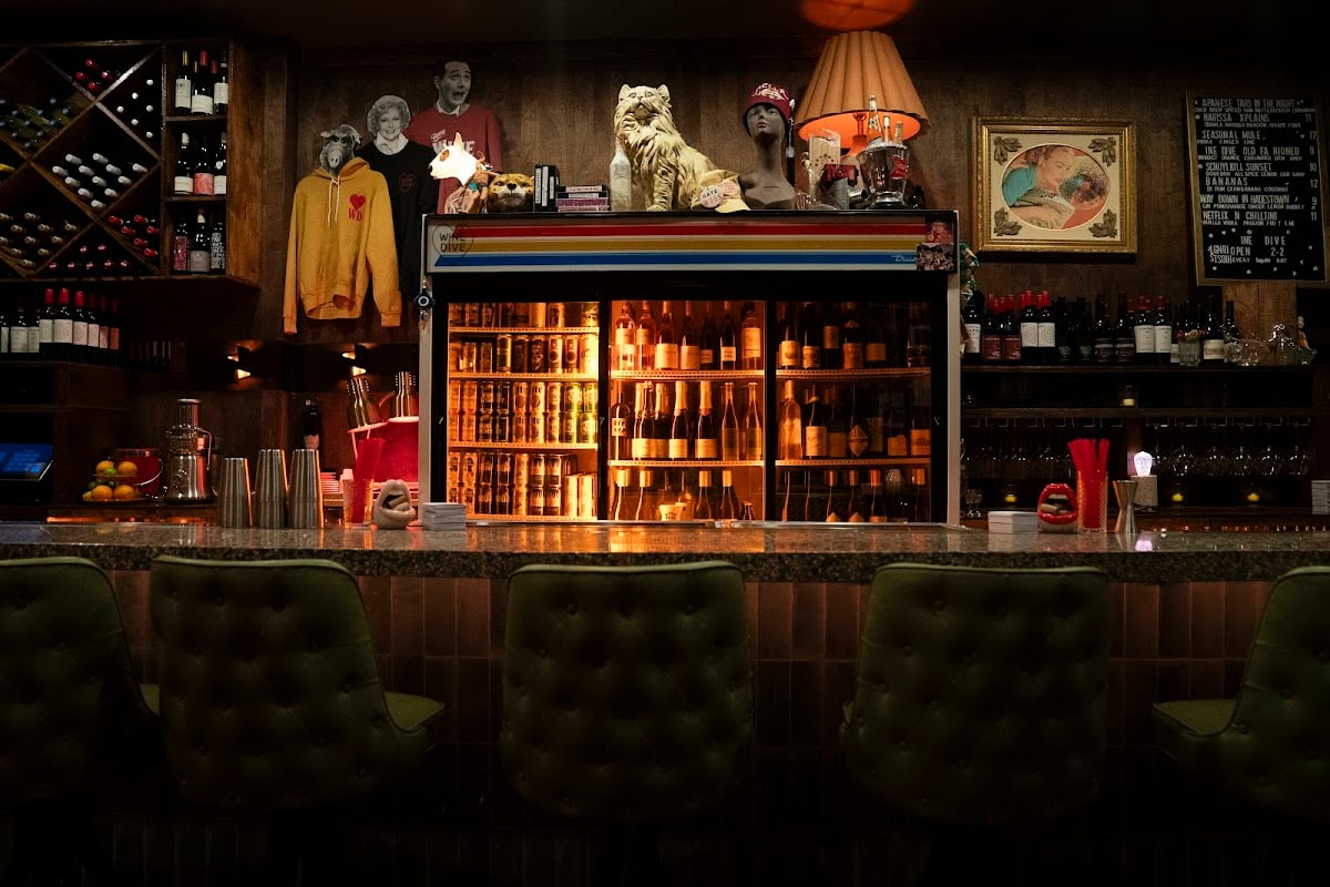 WineDive Rittenhouse - Wine Bar
