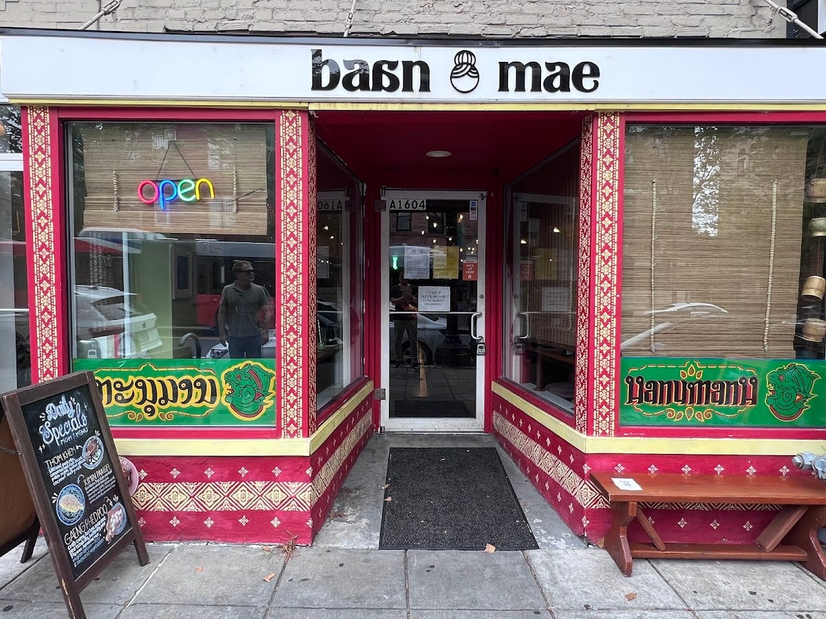 Baan Mae - Southeast Asian