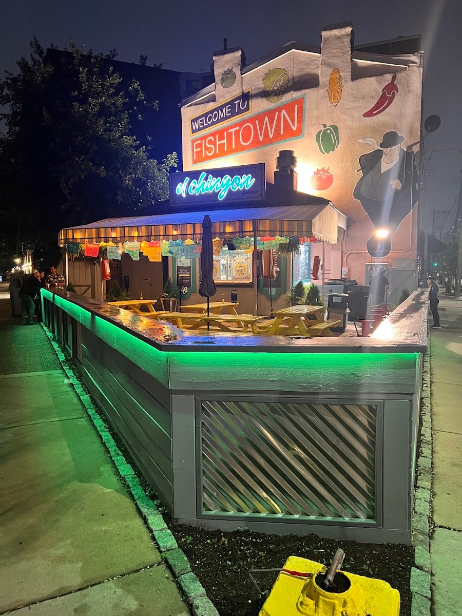 El Chingon Fishtown - Tacos