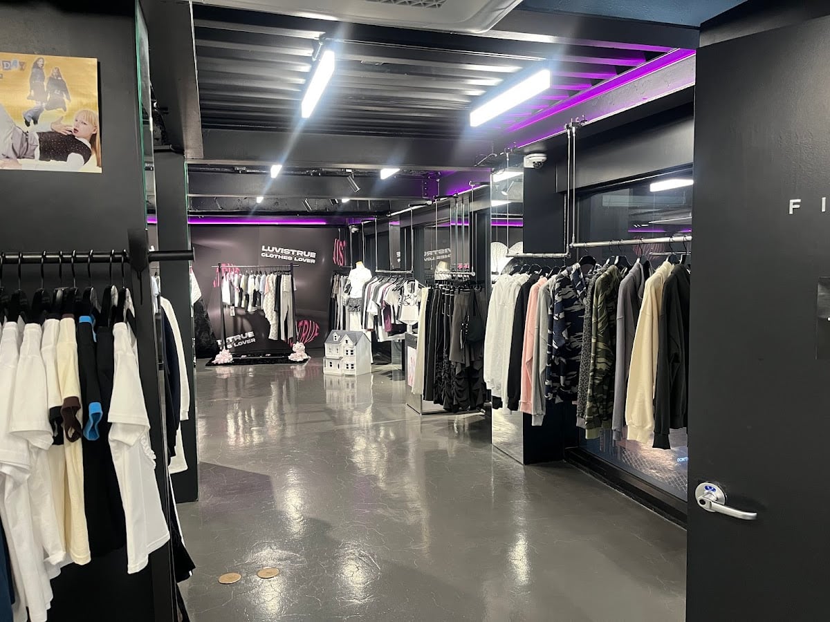 luvistrue showroom - 漢江仁