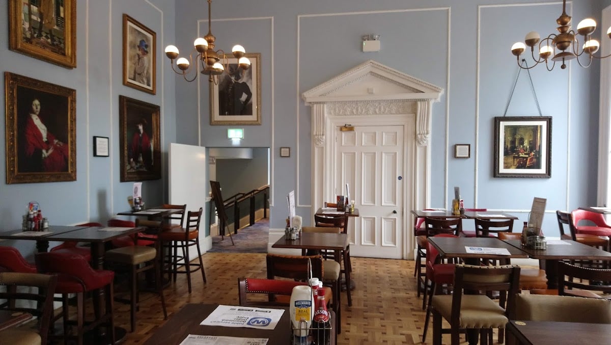 The Silver Penny - JD Wetherspoon - Spoons, cheap drinks and food