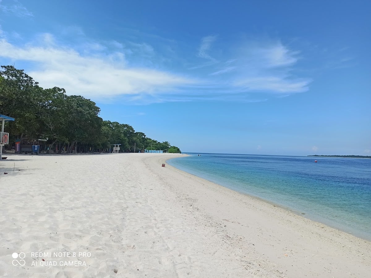 Pink Sand Beach