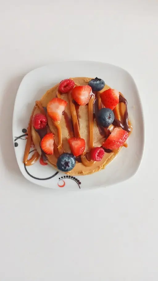 Panqueques de avena + fruta
