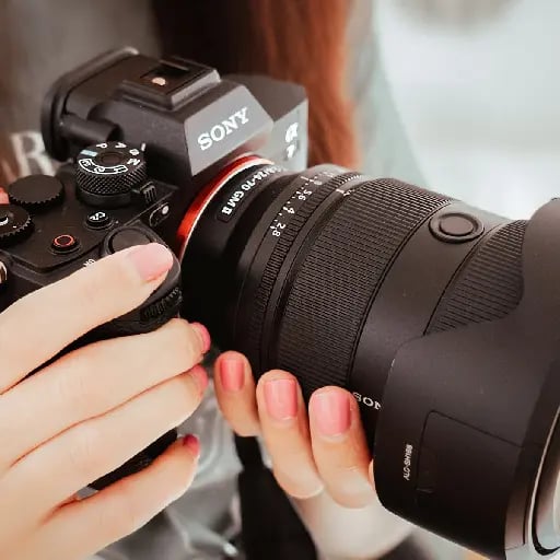 Get a digital camera - Comprar una buena cámara.