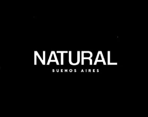 NATURAL - Tiene unos buzos hermosos con una calidad excelente, super recomiendo para temporada de invierno.