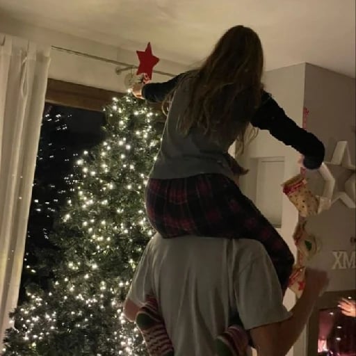 Decorar juntos - Pueden decorar la casa, alguna habitación o sector de lo que ustedes quieran o referido a alguna festividad cercana, navidad, san valentín, halloween, etc.