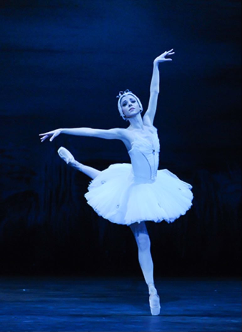 swan (ballerina)