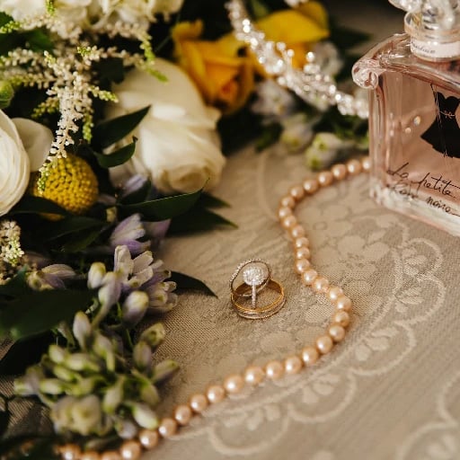 ¿Te gustaría casarte? ¿Cómo sería tu boda perfecta? - Como es su boda ideal, aunque a mi no me guste la idea me gustaría conocer