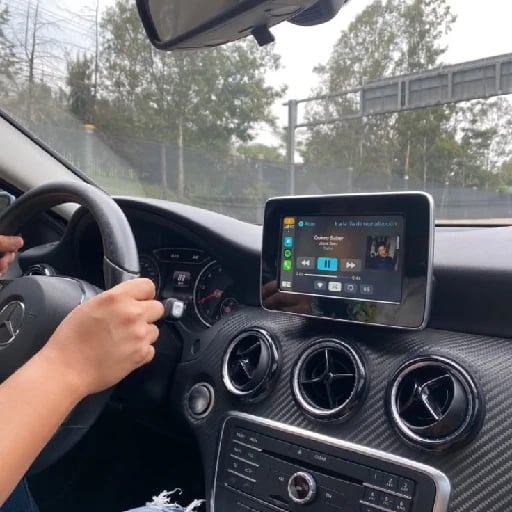 Paseo en auto - Pueden ir a pasear por diferentes lugares, quedarse en el auto escuchando música, jugando, cantando, incluso dormir un poco.