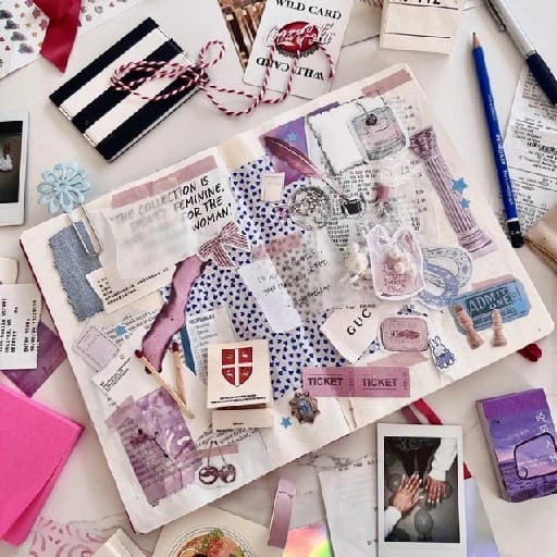 Realizar junk journal - ¡Con lo que tú quieras! 🙌🌟Cómo con stickers,recortes de revistas,hojas de colores, etiquetas,etc