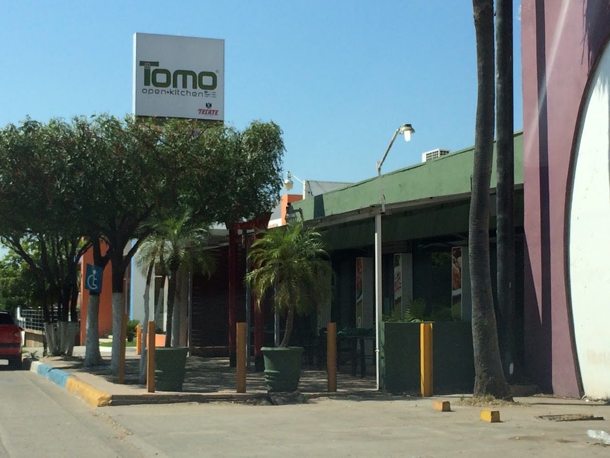 Tomo Open Kitchen